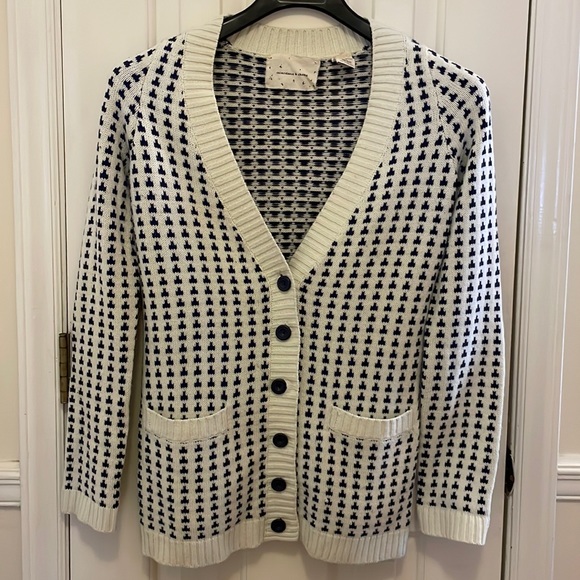 Anthropologie Sweaters - Anthropologie Sweater Cardigan Size Small